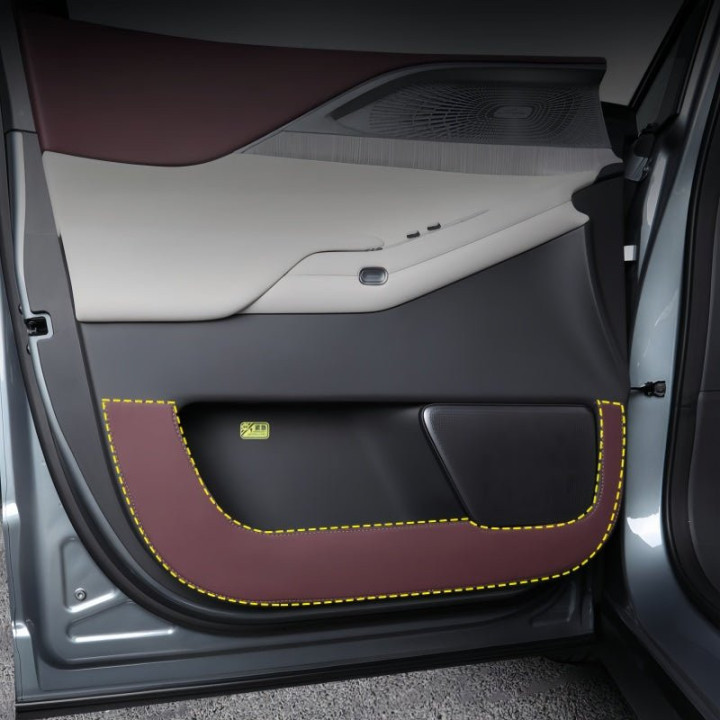 Leather Front Door Anti-Kick Pad for 2024-2026 XPENG X9
