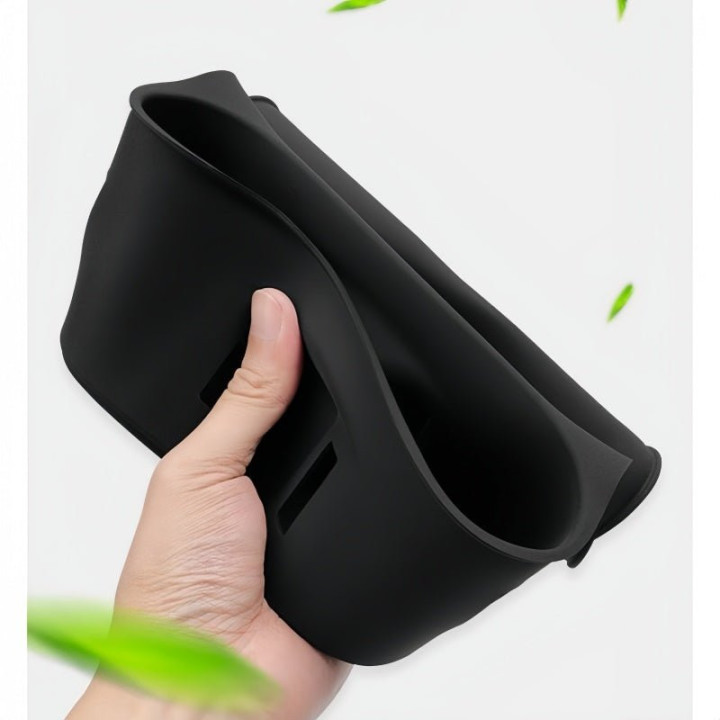 2-in-1 Wireless Charging & Cup Holder Silicone Mat for Xpeng G6