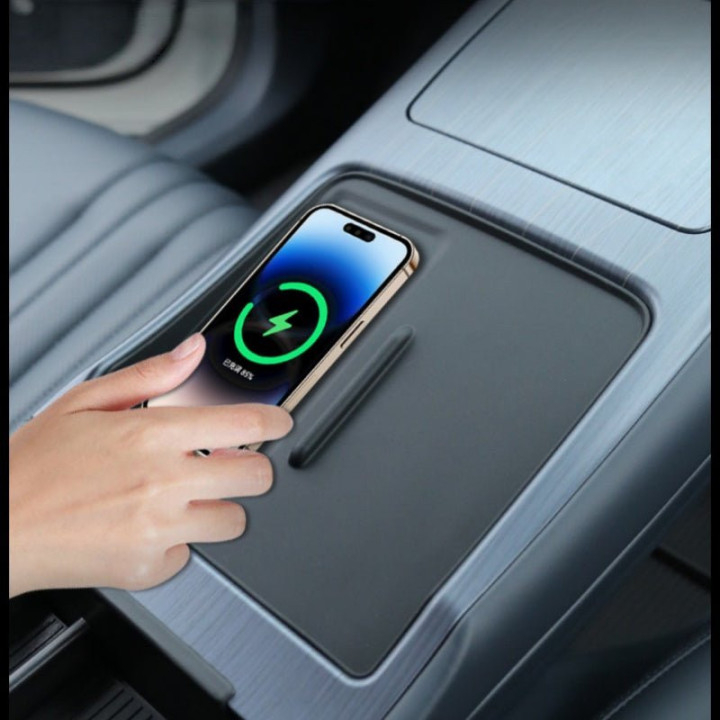 Wireless Charging Silicone Control Pad for Geely EX5