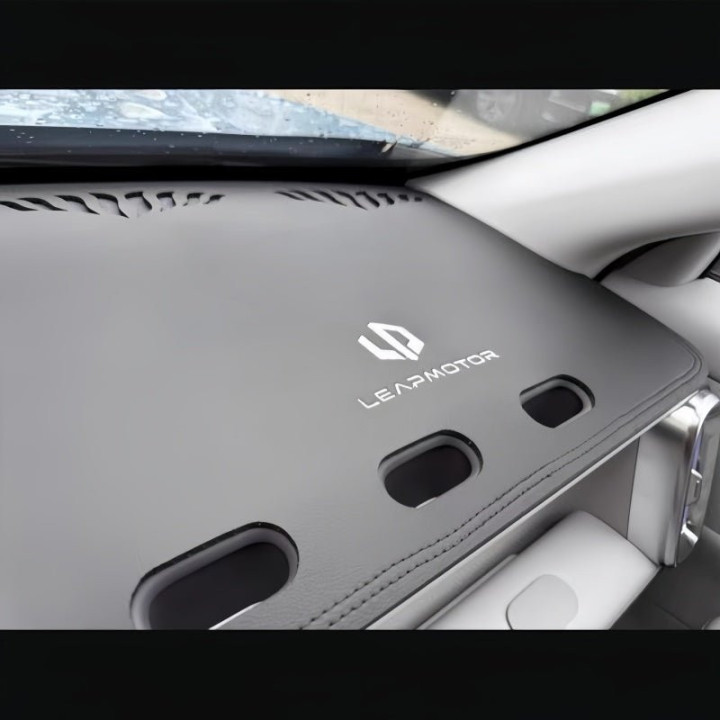 Dashboard Cover Mat for Leapmotor B10