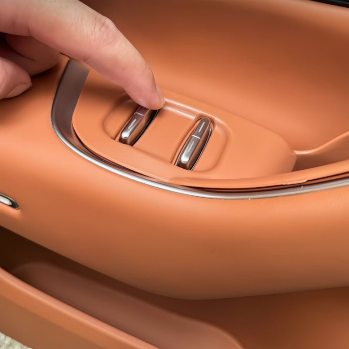 Front Door Handle Storage Tray for Leapmotor C10