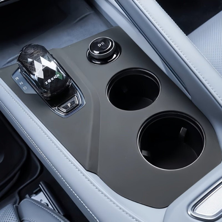 Non-Slip Silicone Tray for Center Console for ZEEKR 001