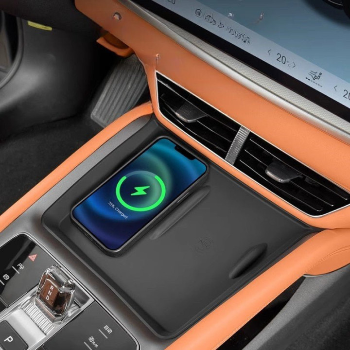 Wireless Charger Silicone Mat for BYD Sealion 7