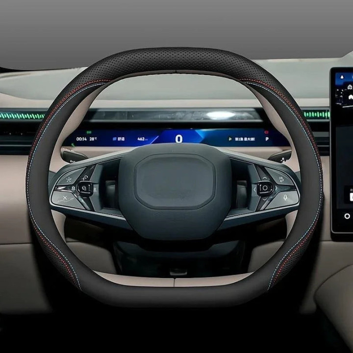 Steering Wheel Cover for Lynk & Co 02