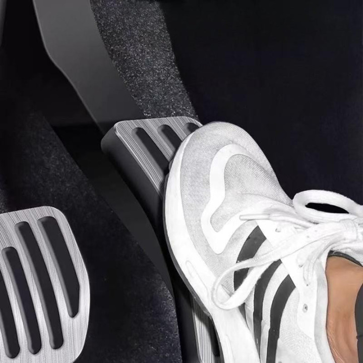 Brushed Aluminum Performance Pedals for Geely