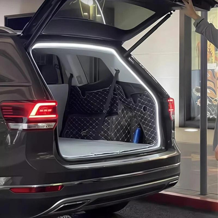 LED-Leisten für Kofferraum mit Automatik für MG – Bild 2