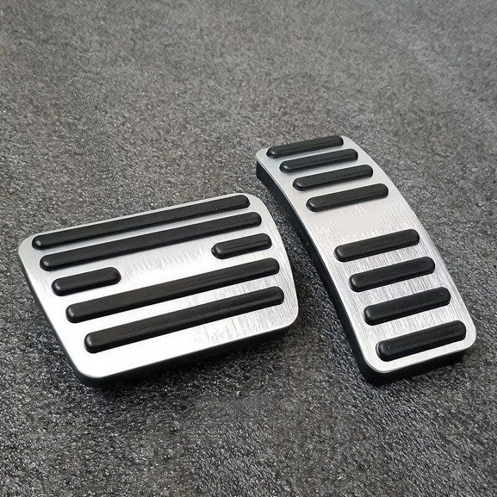 Aluminium-Pedalauflagen gebürstet für MG HS, MG ZS, MG4, MG5, MGS5, MGS6