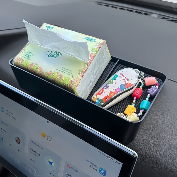 Ablagefach unter dem Zentraldisplay für BYD Atto 2 – Bild 6