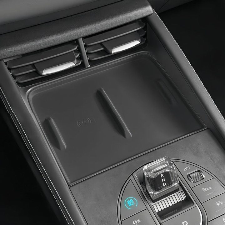 Kabellose Ladepad in der Konsole für BYD Seal 6 – Bild 2