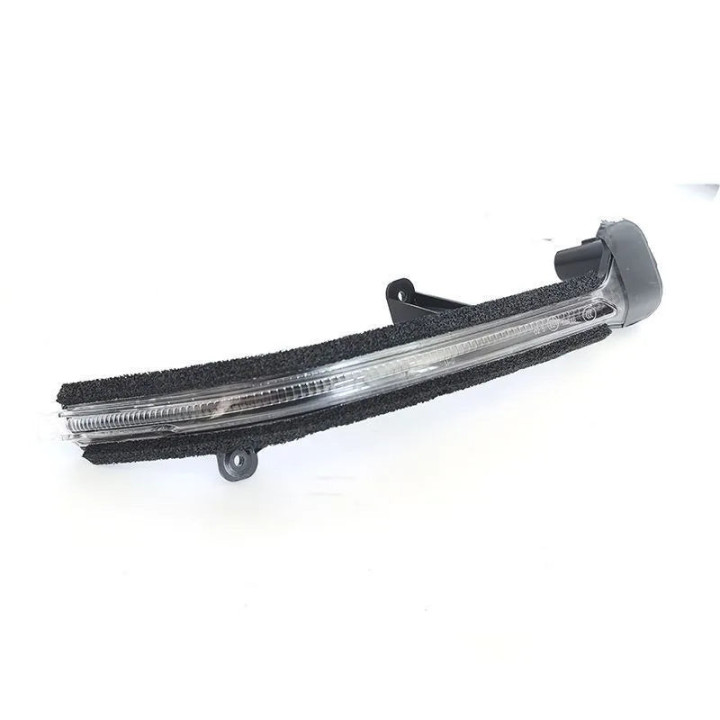 LED-Blinker im Spiegel für BYD Atto 3 und Seal U – Bild 5