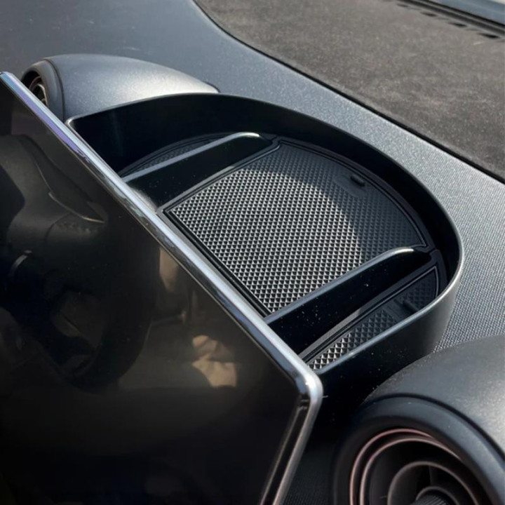 Ablage hinter dem Zentraldisplay für BYD Dolphin